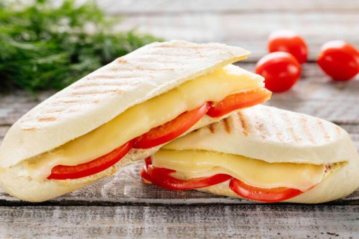 La Tartine — пекарня-кафе — в ТРЦ Forum