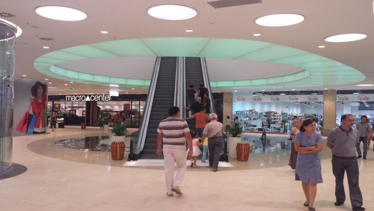 63de7c241b4c08ade93d2b73 mega park4 768x433