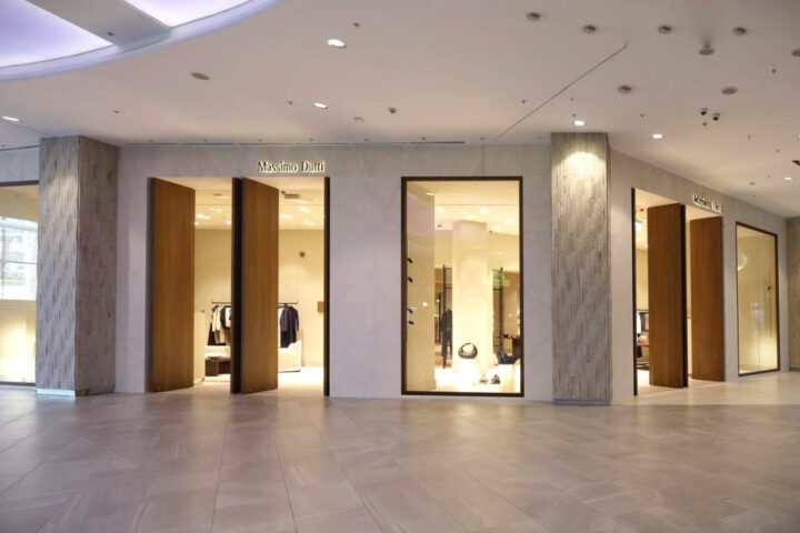 Massimo Dutti — магазин одежды — в ТРЦ Dostyk Plaza