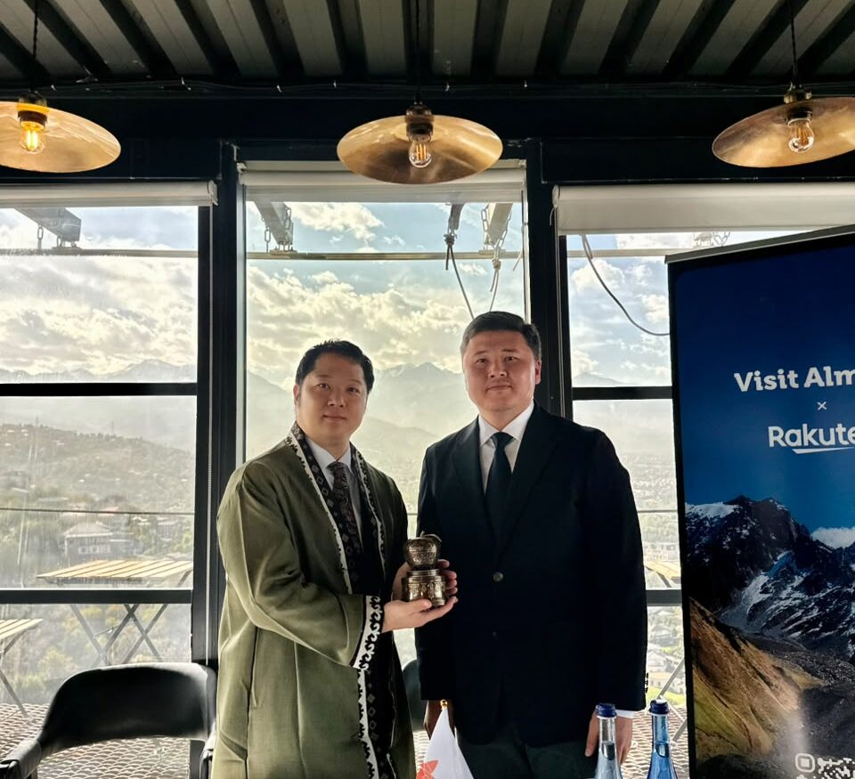 Подписание меморандума между Almaty Tourism Bureau и Rakuten Sports