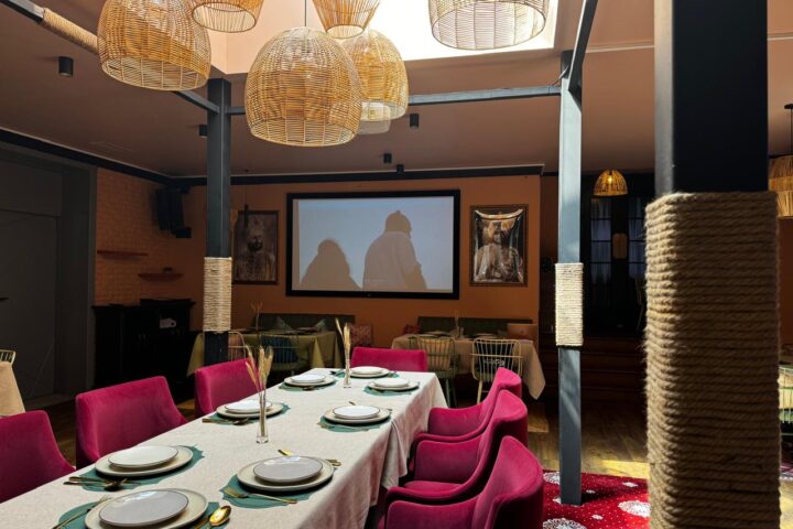 Ресторан Curry house by Clover — Алматы