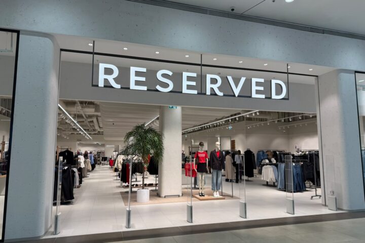 Reserved — магазин одежды — в ТРЦ Aport Mall East